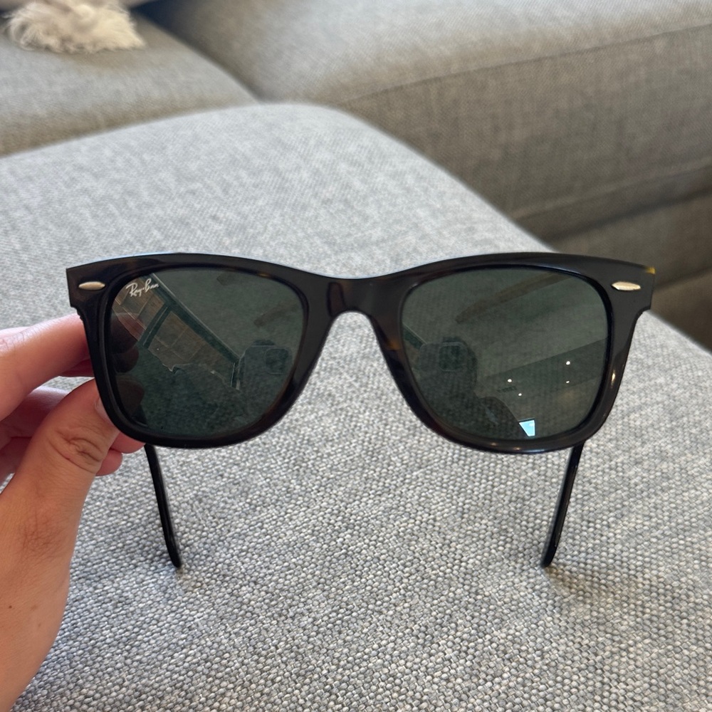 Ray-Ban Classic Black Sunglasses